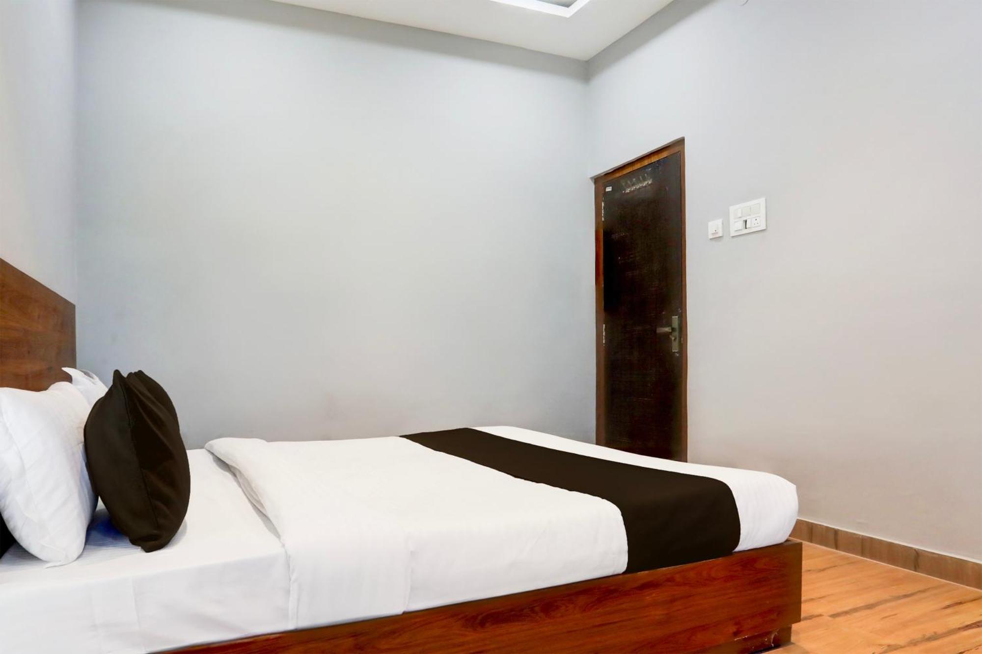 Hotel O Currency Inn Rāipur Extérieur photo